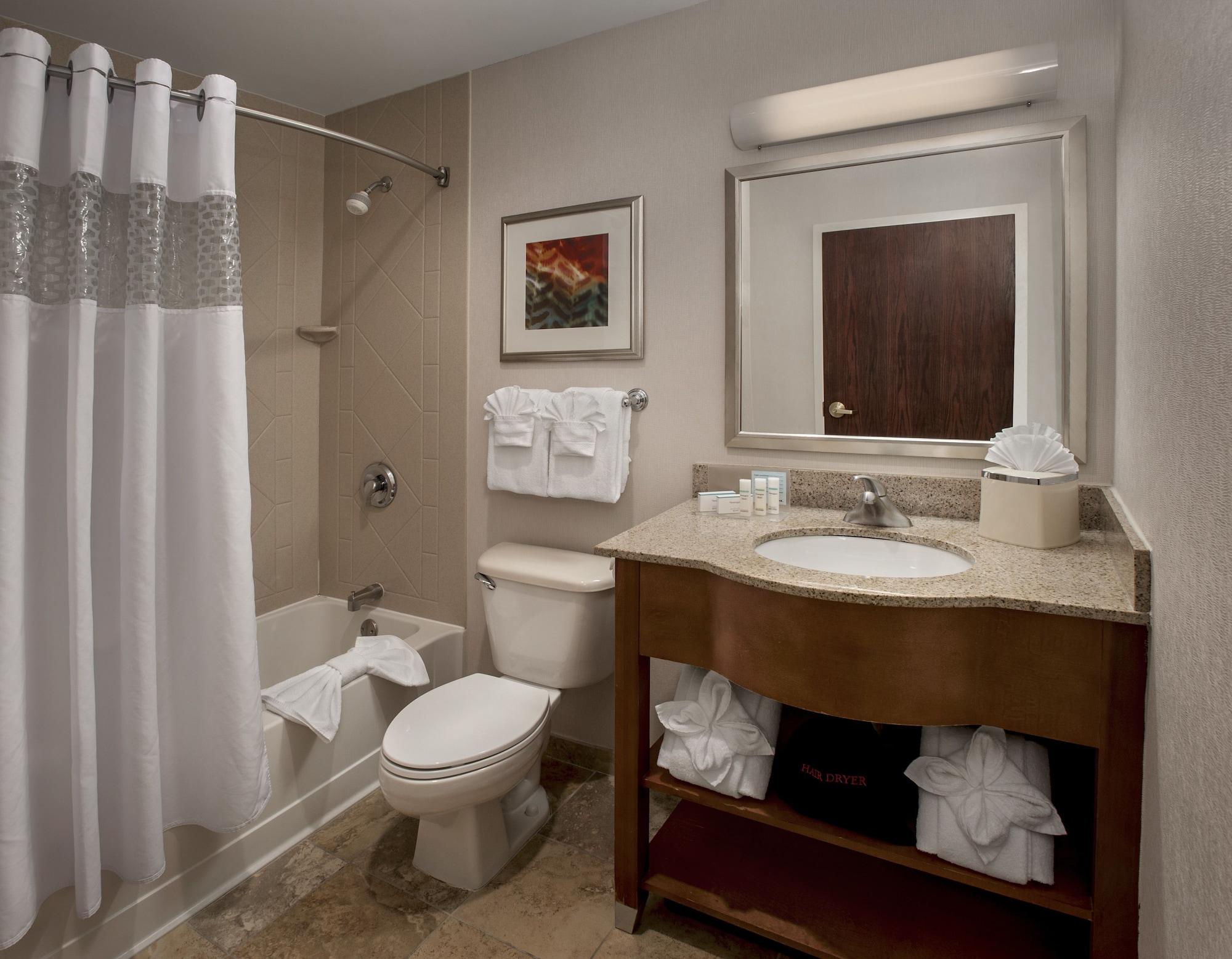 Hampton Inn & Suites Milwaukee Downtown Екстер'єр фото